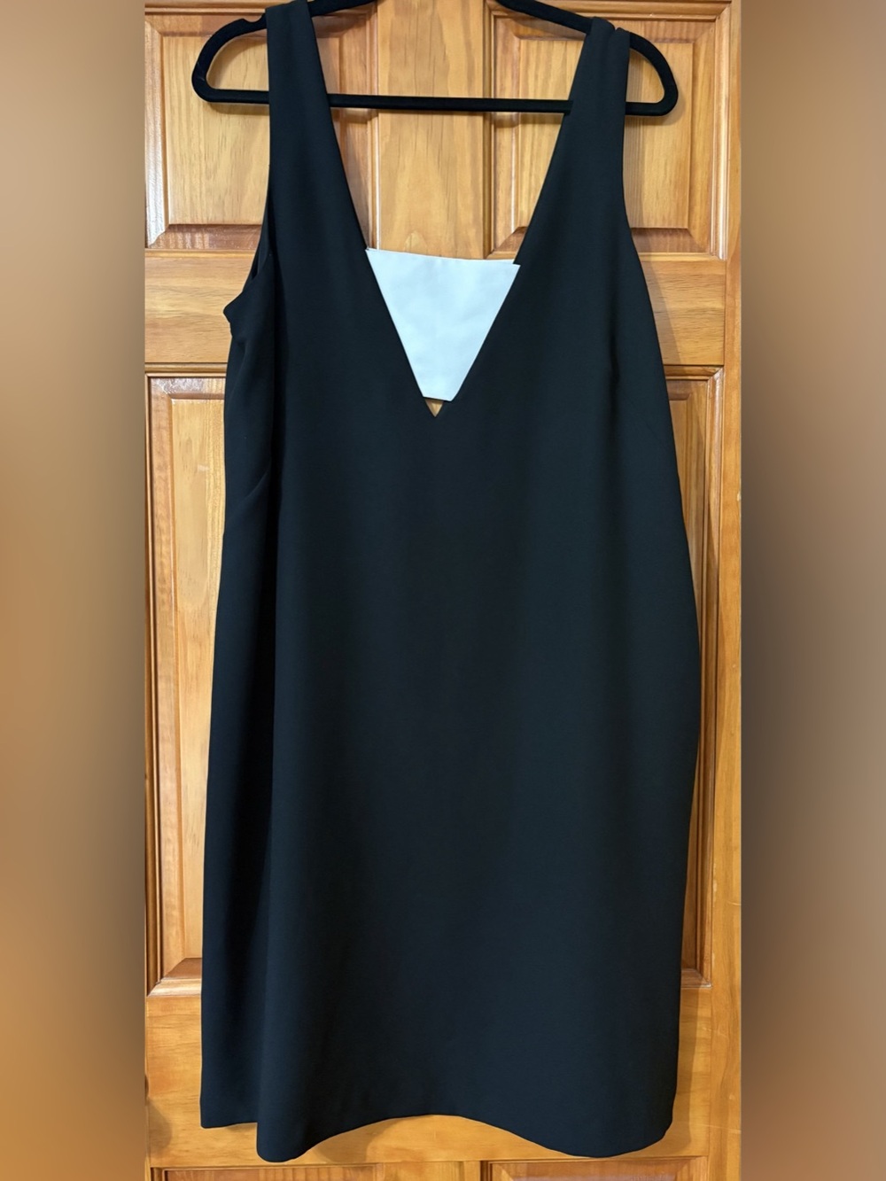 LAUREN Ralph Lauren Black Crepe Sleeveless Shift Dress with Cutouts, Size 16